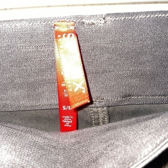 SPANX Stretch Twill Ankle Cargo Pant women size small - Picture 4 of 6